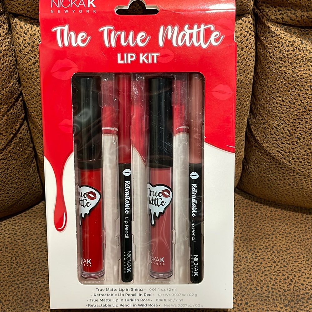 Nicak NY the true matte lip kit NWT